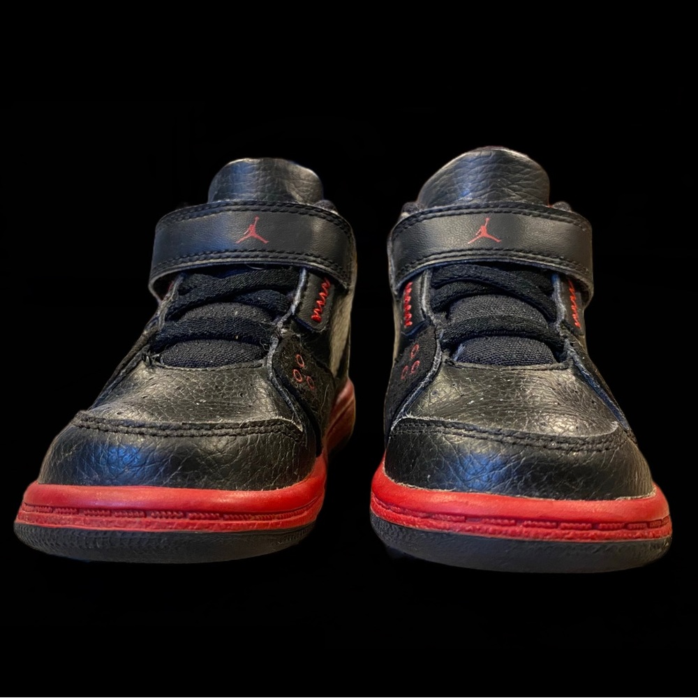 Baby Red and Black Nike Jordan’s size 6